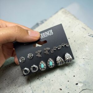 Silver Plated Minimal Stud Earrings 1 card